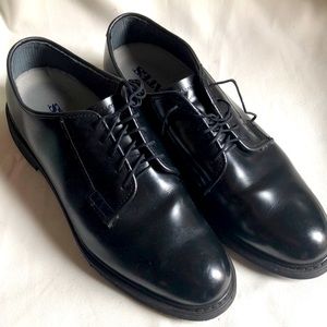 Bates Lites Oil & slip resist Men’sSize 101/2 NWOT